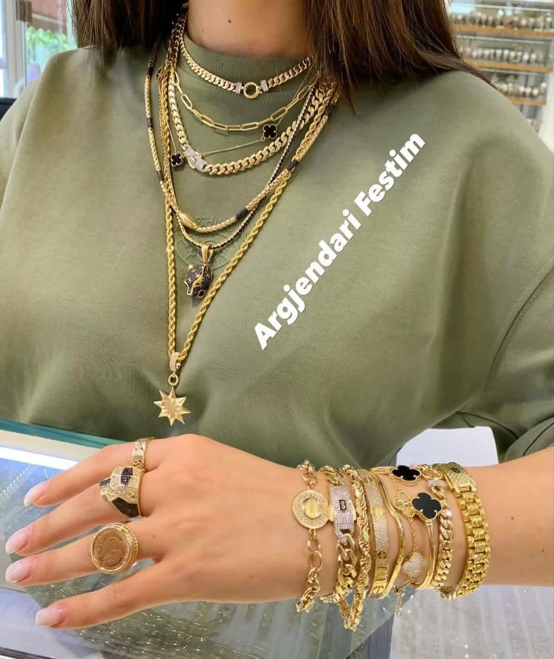 Argjendari Festimi Showroom Tiranë - Shitje Flori Diamant